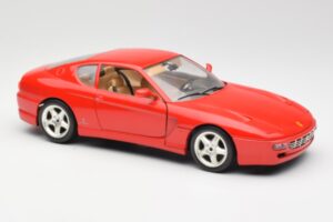 Ferrari 456 GT Punane Bburago 1:18 3036-M1 Metall - pilt 6/8