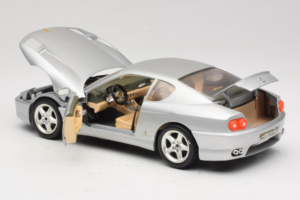 Ferrari 456 GT Hõbe Bburago 1:18 3336-S1 Metall - pilt 5/8