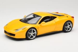 Ferrari 458 Italia Kollane Hot Wheels 1:18 P9894 Metall