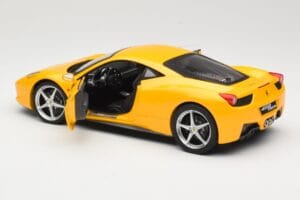 Ferrari 458 Italia Kollane Hot Wheels 1:18 P9894 Metall - pilt 5/8