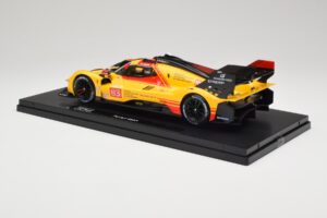 Ferrari 499P Hypercar AF Corse #83 R. Kubica / Y. Ye / R. Shwartzman 24 Hours of Le Mans 2024 Bburago 1:18 18-16313-83-VET Me - pilt 7/9