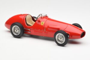 Ferrari 500 F2 #1 A. Ascari F1 Double World Champion 1952-1953 CMC 1:18 M-056 Metall - pilt 4/6