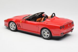 Ferrari 550 Barchetta Pininfarina Punane Bburago 1:18 327660 Metall - pilt 7/8
