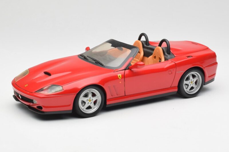 Ferrari 550 Barchetta Pininfarina Punane Bburago 1:18 327660 Metall