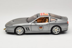 Ferrari 550 Maranello 25 Ferrari Model Club Hõbe Bburago 1:18 3344-S1 Metall - pilt 4/7