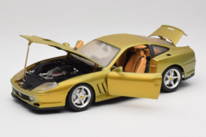 Ferrari 550 Maranello Gold Metallic Braccio & Gotz Bburago 1:18 3044-G1 Metall - pilt 2/8