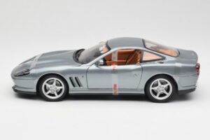 Ferrari 550 Maranello Hall Metallic Maisto 1:18 4839 Metall - pilt 3/6