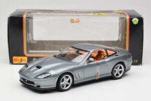 Ferrari 550 Maranello Hall Metallic Maisto 1:18 4839 Metall - pilt 6/6