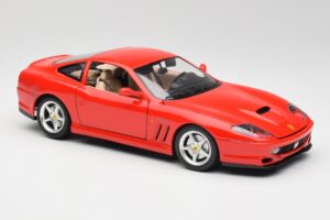 Ferrari 550 Maranello Punane Bburago 1:18 3064 Metall - pilt 6/8