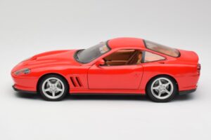 Ferrari 550 Maranello Punane Maisto 1:18 31839 Metall - pilt 4/8