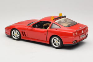 Ferrari 550 Maranello Safety Car Rosso Corsa Bburago 1:18 3064-P1 Metall - pilt 7/8