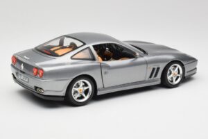 Ferrari 550 Maranello Hõbe Bburago 1:18 3344 Metall - pilt 3/8