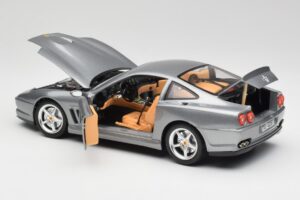 Ferrari 550 Maranello Hõbe Bburago 1:18 3344 Metall - pilt 5/8