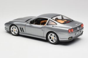 Ferrari 550 Maranello Hõbe Bburago 1:18 3344 Metall - pilt 7/8