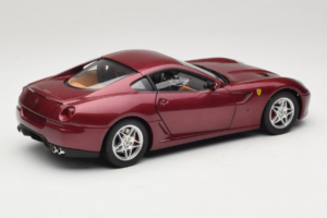 Ferrari 599 GTB Fiorano Tumepunane Hot Wheels 1:18 M1200 Metall - pilt 3/8