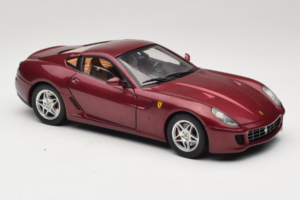 Ferrari 599 GTB Fiorano Tumepunane Hot Wheels 1:18 M1200 Metall - pilt 6/8