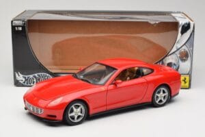 Ferrari 612 Scaglietti Rosso Corsa Hot Wheels 1:18 B6047 Metall - pilt 8/8