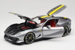 Ferrari 812 Competizione Grigio Coburn Bburago 1:18 18-01647 Metall - pilt 2/8
