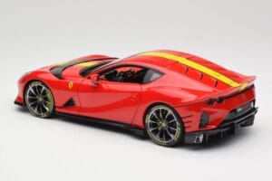 Ferrari 812 Competizione Rosso Corsa Kollaste Triipudega Bburago 1:18 18-16915 Metall - pilt 7/8