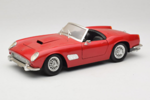 Ferrari California Kabriolett Punane Tonka 1:18 01109-P1 Metall