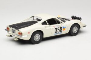 Ferrari Dino 246 GT Valge Anson 1:18 3580 Metall - pilt 3/8