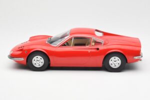 Ferrari Dino 246 GT Punane MCG 1:18 MCG18166 Metall - pilt 3/6