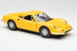 Ferrari Dino 246 GT Kollane Anson 1:18 30301W Metall - pilt 6/8