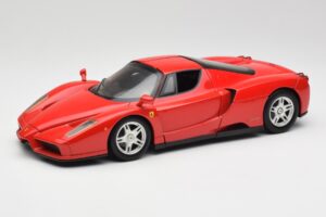 Ferrari Enzo Punane Hot Wheels 1:18 56293 Metall