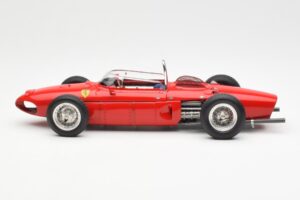 Ferrari Dino 156 Sharknose F1 1961 CMC 1:18 M-078 Metall - pilt 3/6