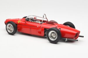 Ferrari Dino 156 Sharknose F1 1961 CMC 1:18 M-078 Metall - pilt 5/6