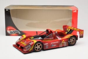 Ferrari F333 SP #30 Moretti 2001 Hot Wheels 1:18 29750 Metall - pilt 6/6
