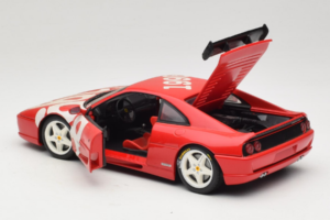 Ferrari F355 Berlinetta Punane valgete ratastega UT Models 1:18 180074020-P2 Metall - pilt 5/8