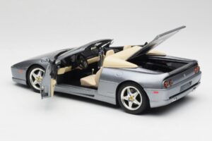 Ferrari F355 Spider Hõbedane Hot Wheels 1:18 23907-M1 Metall - pilt 5/8