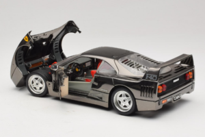 Ferrari F40 Chrome Black Bburago 1:18 3401-B1 Metall - pilt 5/8