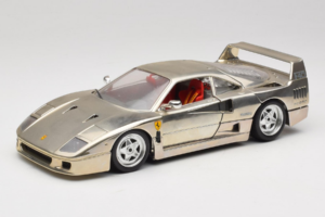 Ferrari F40 Chrome Silver Bburago 1:18 3401 Metall