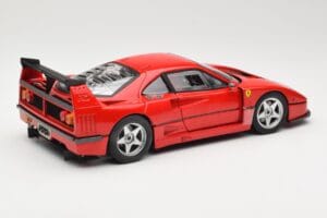 Ferrari F40 Competizione Test Version Punane Hot Wheels 1:18 P9922 Metall - pilt 3/8