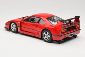 Ferrari F40 Competizione Test Version Punane Hot Wheels 1:18 P9922 Metall - pilt 7/8