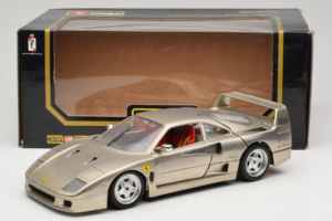 Ferrari F40 Dark Chrome Silver Kroymans Piiratud Väljaanne Bburago 1:18 3032-C2 Metall - pilt 8/8