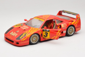 Ferrari F40 Evoluzione #3 Brummel Punane 1987 Bburago 1:18 3022-P2 Metall - pilt 2/8