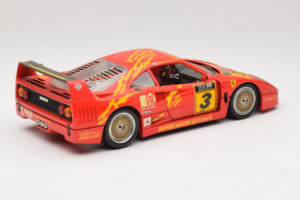 Ferrari F40 Evoluzione #3 Brummel Punane 1987 Bburago 1:18 3022-P2 Metall - pilt 3/8