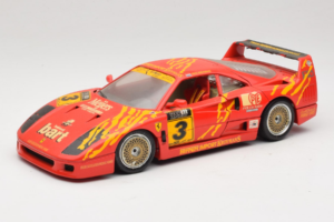 Ferrari F40 Evoluzione #3 Brummel Punane 1987 Bburago 1:18 3022-P2 Metall