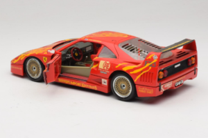 Ferrari F40 Evoluzione #3 Brummel Punane 1987 Bburago 1:18 3022-P2 Metall - pilt 5/8