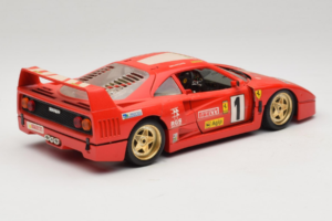 Ferrari F40 Evoluzione #1 Pirelli Punane 1992 Bburago 1:18 3042-P1 Metall - pilt 3/8