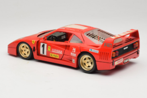 Ferrari F40 Evoluzione #1 Pirelli Punane 1992 Bburago 1:18 3042-P1 Metall - pilt 7/8