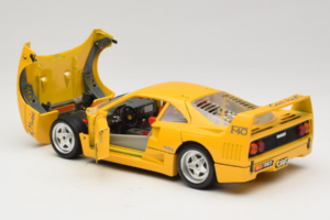 Ferrari F40 Interconti Car HiFi Kollane Bburago 1:18 3032-I1 Metall - pilt 5/8