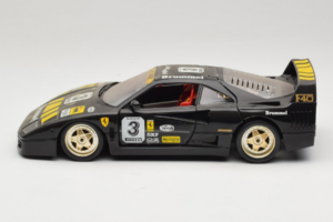 Ferrari F40 Magneti Marelli #3 Must Bburago 1:18 3022-B1 Metall - pilt 4/8