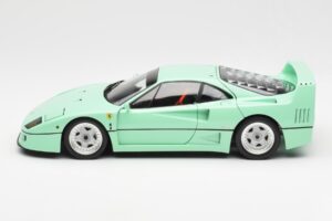 Ferrari F40 Mündi Roheline Kyosho 1:18 08416MG Metall - pilt 6/10
