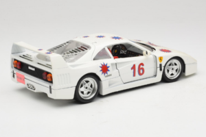 Ferrari F40 #16 Borsenmodells Valge Limited Edition 333 pcs 1987 Bburago 1:18 3332-W1 Metall - pilt 3/8