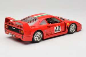Ferrari F40 #40 Punane Itaalia Lipuga Bburago 1:18 3032-P1 Metall - pilt 3/8