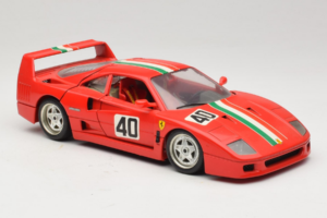 Ferrari F40 #40 Punane Itaalia Lipuga Bburago 1:18 3032-P1 Metall - pilt 6/8